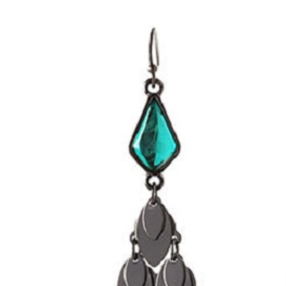 *EARRINGS Green & Gray Teardrop Chandelier Final $ - Picture 2 of 5
